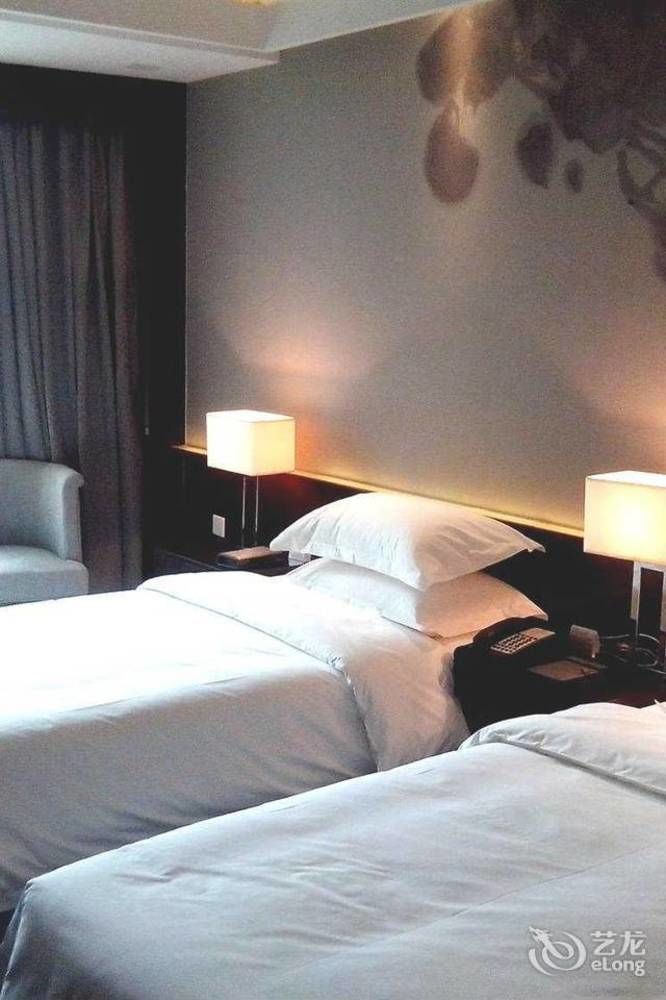 Fortune Century Hotel Zhuhai Bagian luar foto