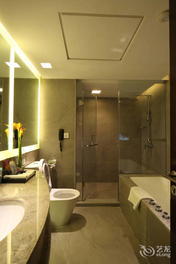 Fortune Century Hotel Zhuhai Bagian luar foto